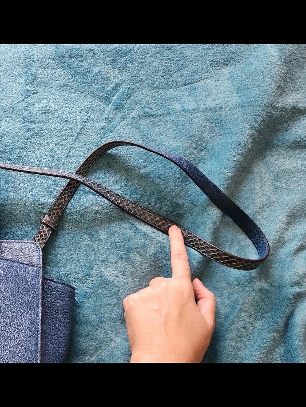 Vintage Roberto Cavalli Mainline Lion Head Turn-Lock Satchel With Cobra Details - Picture 10 of 16